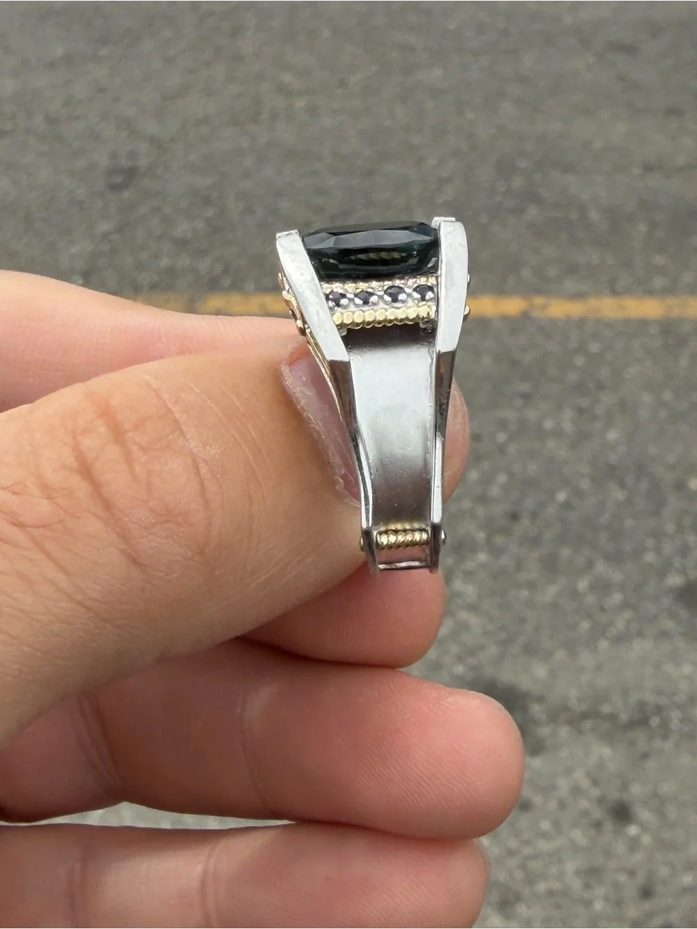 Michael Valitutti Men Ring 925 Sterling Silver Natural Bi-Color Teal Sapphire 12